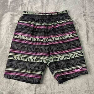 Nike Board Shorts Youth Boys Size Large‎ Black Ticker Tape 7 Swim Trunks Graphic